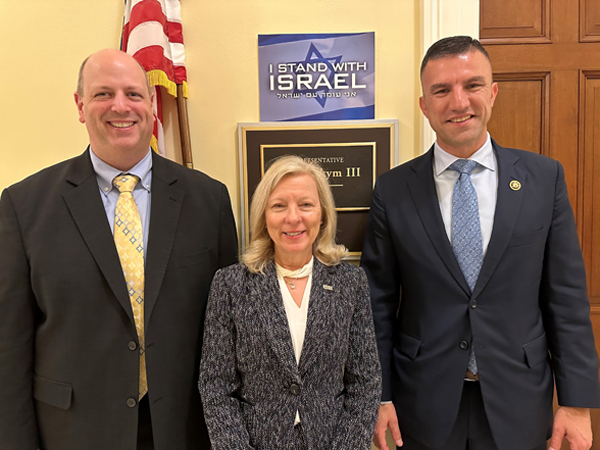 Robin-zon-rudy-yakym Logo